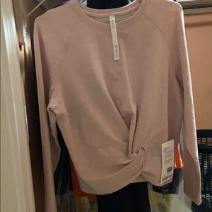 Lululemon top